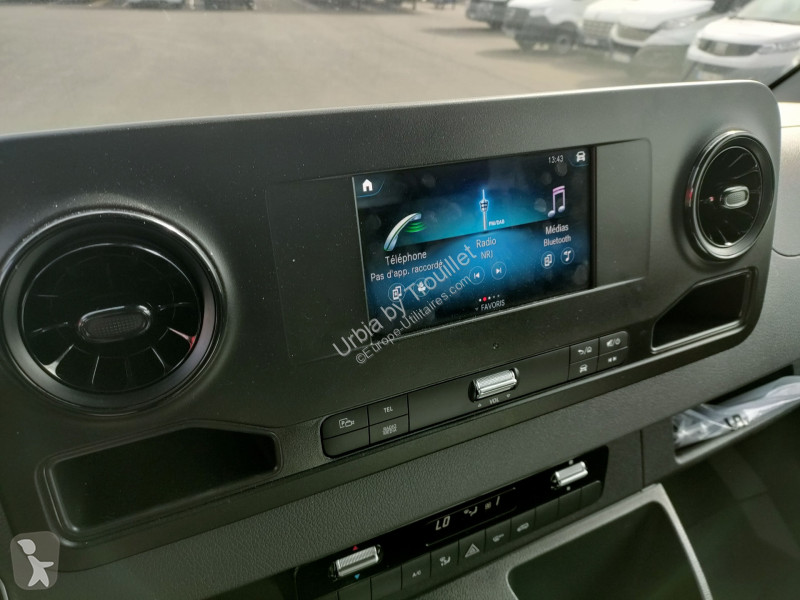 عربة نفعية Mercedes SPRINTER FOURGON