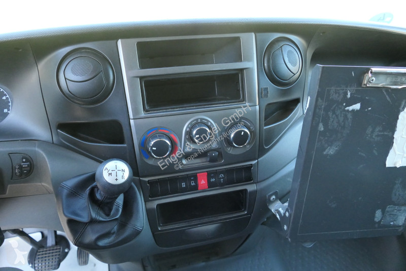 Furgoneta Iveco Daily 35 S11 C30C AUTOMATIK...