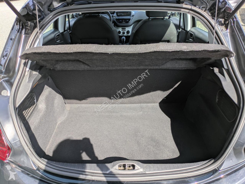 Véhicule utilitaire Peugeot 208 LIKE 1.2I 12V...