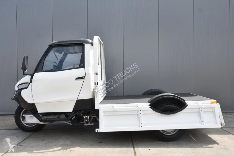 - BRAND NEW - THREE WHEELER PICK UP - 155 KM...