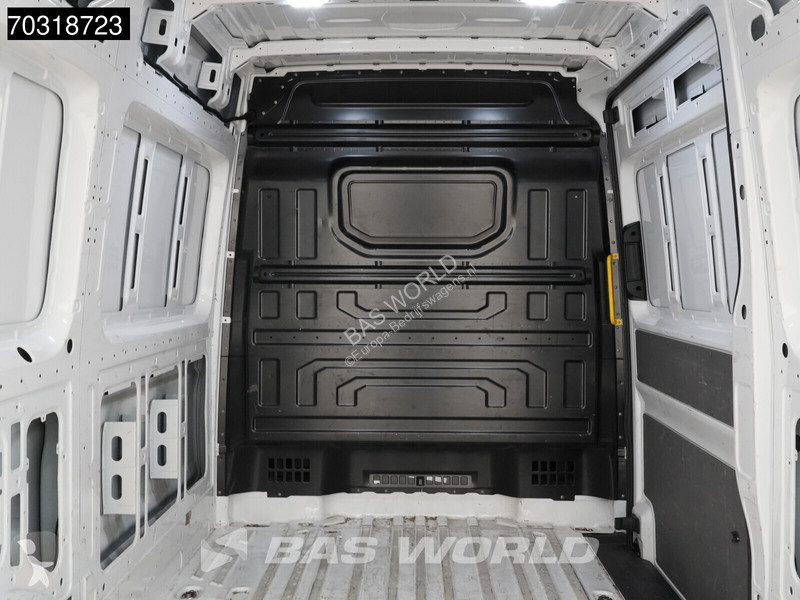Furgoneta Volkswagen 140pk 2025 model L3H3...