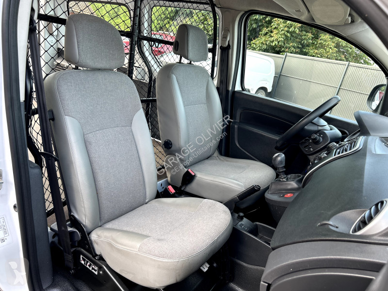 Véhicule utilitaire Renault Maxi Grand Volume...
