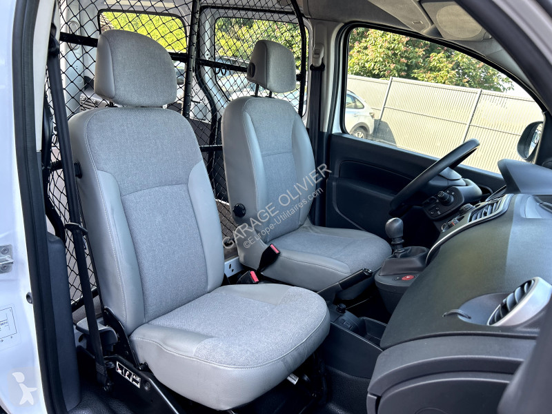 Véhicule utilitaire Renault Maxi Grand Volume...