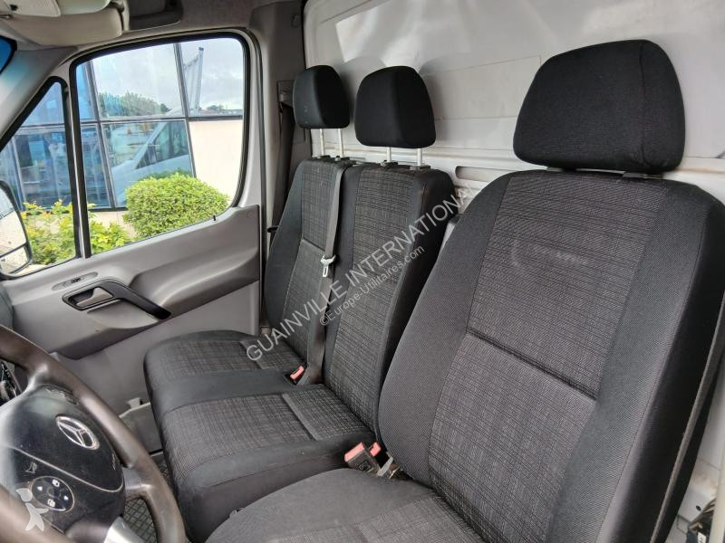 Mercedes 515 CDI van