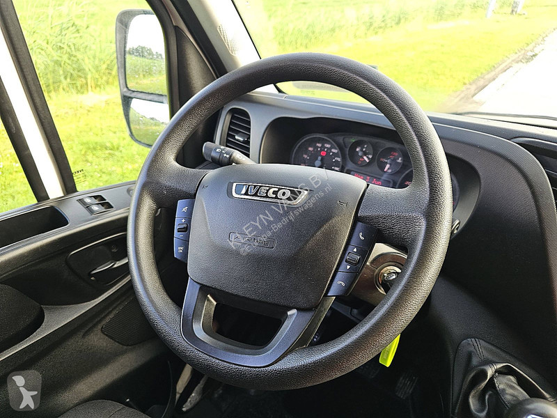 Furgoneta Iveco 35S15 Bakwagen Laadklep!
