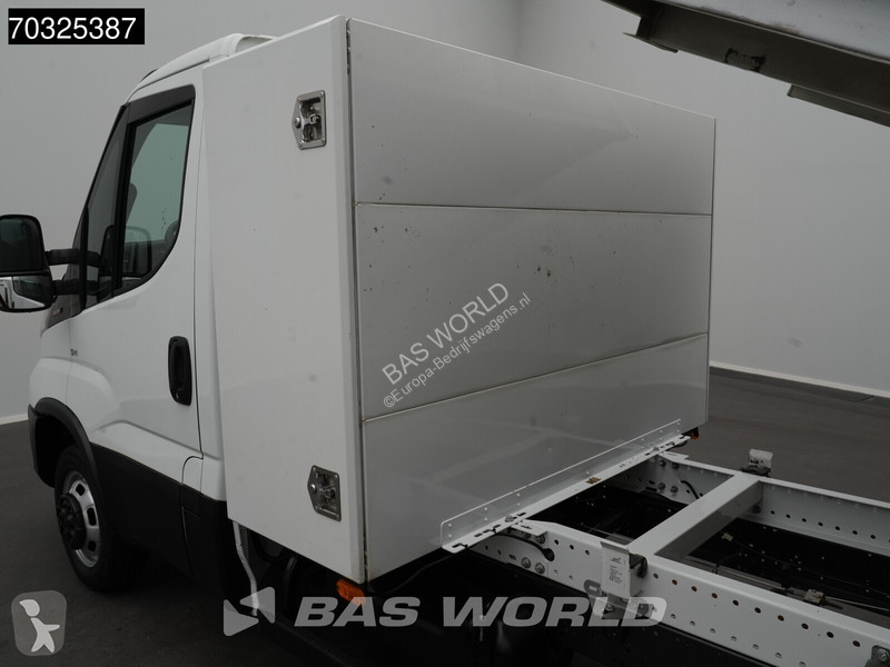 Bedrijfswagen Iveco 35C16 3.0L Kipper...