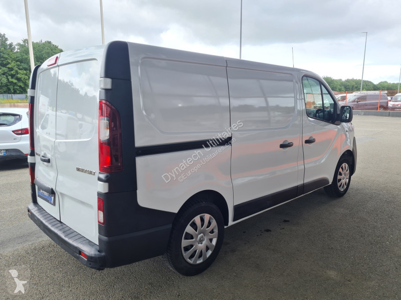 Véhicule utilitaire Renault TRAFIC III FG L1H1...