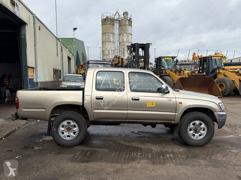 عربة نفعية Toyota D-4D 4X4 DOUBLE CAB Airco 2,2...
