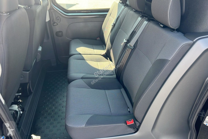 Véhicule utilitaire Renault  TRAFIC CABINE...