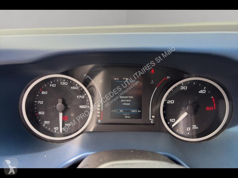 Véhicule utilitaire Iveco 35S Fg 35S16H V16...