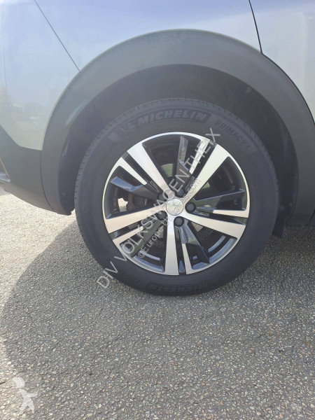 Peugeot 3008 BlueHDi 130ch S&S EAT8 Transporter