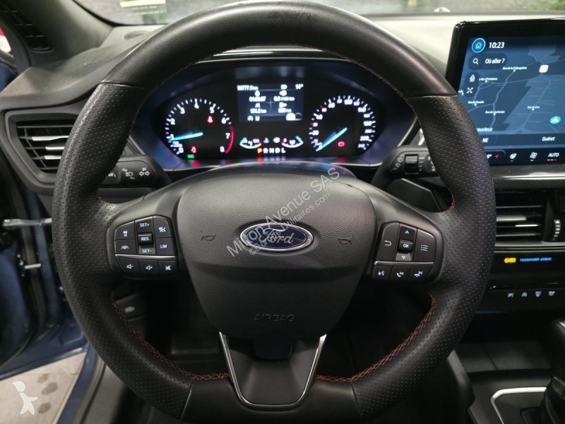 Véhicule utilitaire Ford FOCUS 1.0 EcoBoost...