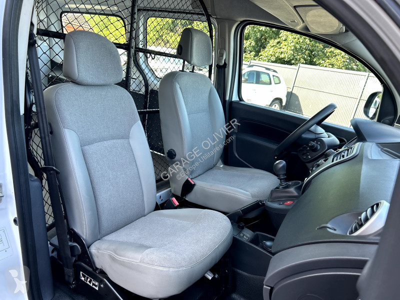 Véhicule utilitaire Renault Maxi Grand Volume...