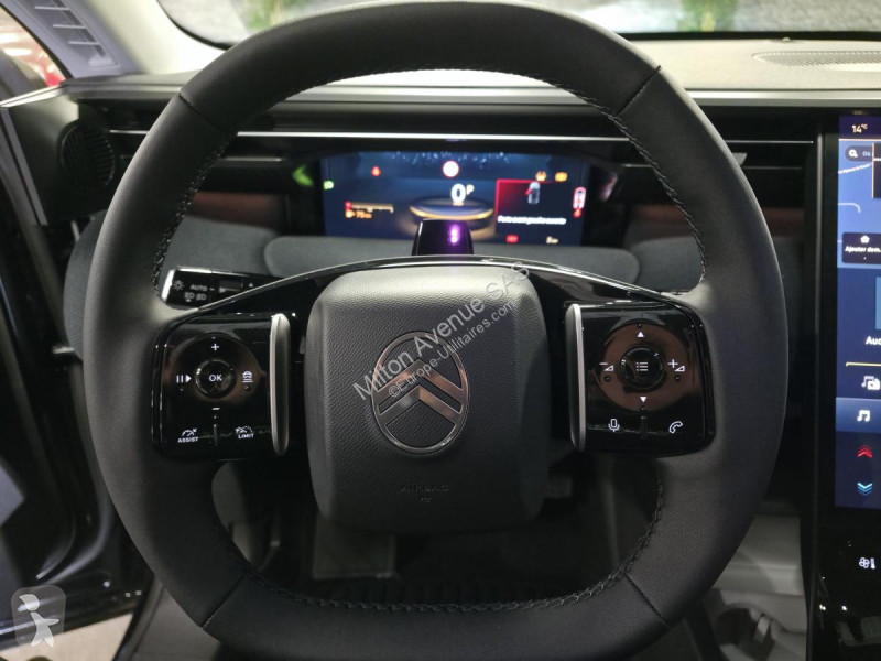 Véhicule utilitaire Citroën C5 AIRCROSS 1.2i...