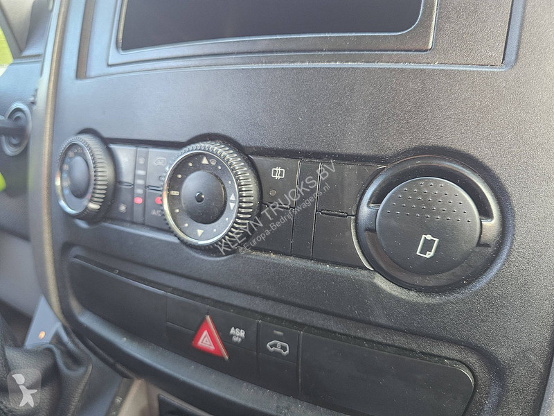 Furgoneta Mercedes 516 frigo automaat ac
