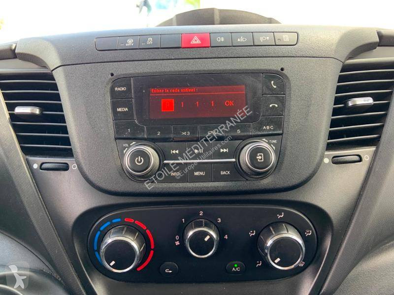Véhicule utilitaire Iveco Châssis (2014->) DBLE...