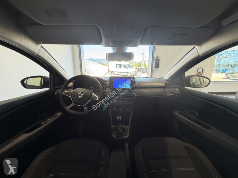 Samochód dostawczy Dacia (3) Expression TCe 90 CVT