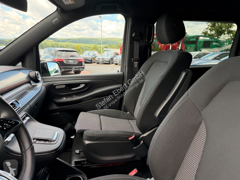 Furgoneta Mercedes V  d STYLE LED AHK2,5to...