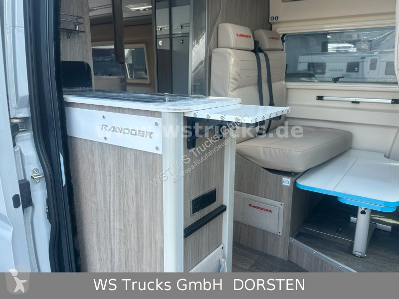 Véhicule utilitaire  R640 Auto. Solar Lithium...