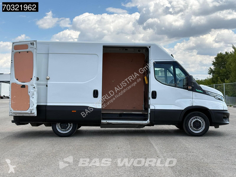 Samochód dostawczy Iveco 35S14 3.0L CNG...