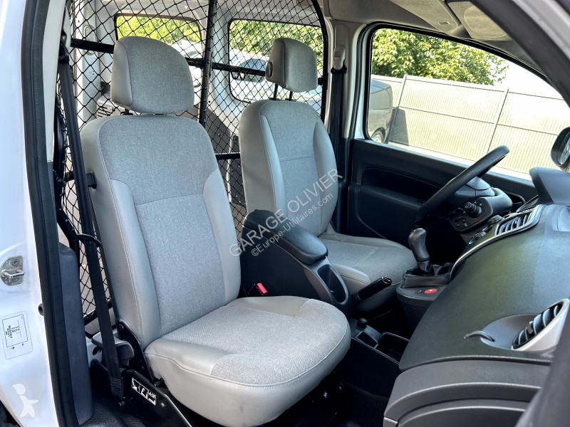 Véhicule utilitaire Renault Maxi Grand Volume...