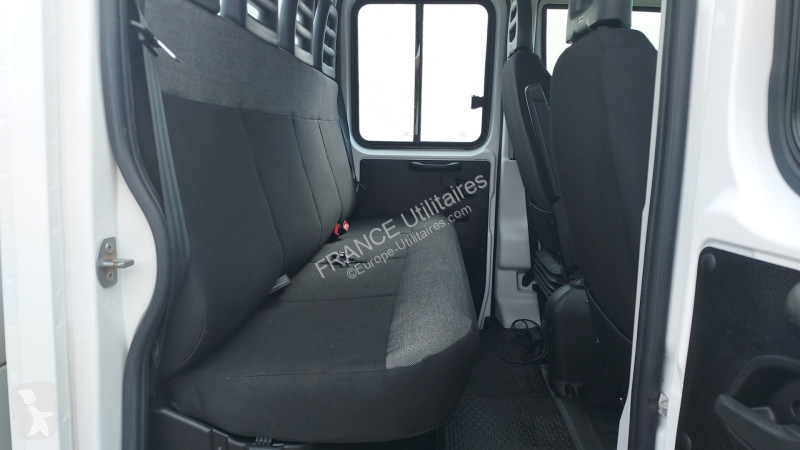 Véhicule utilitaire Iveco DAILY BENNE 6 PLACES...