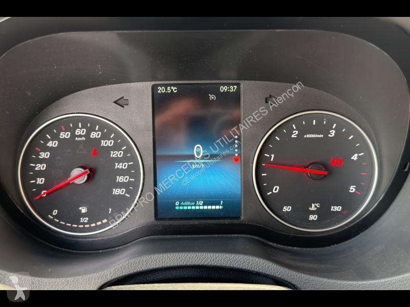 Véhicule utilitaire Mercedes Fg 319 CDI 37 3T5...