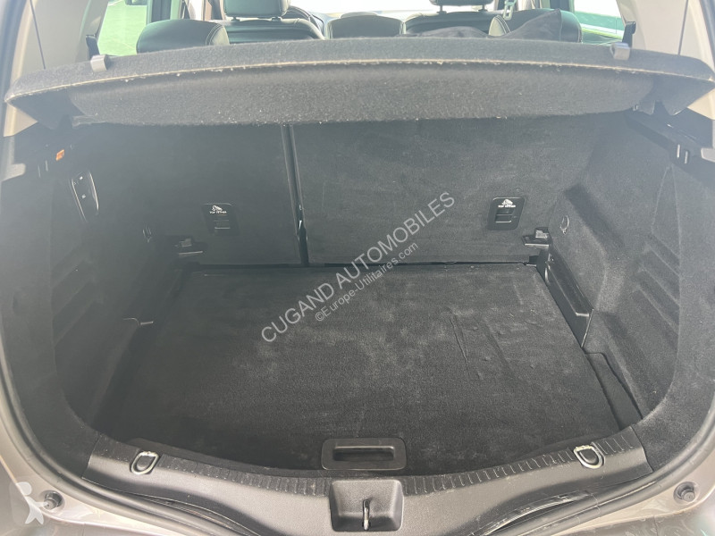 عربة نفعية Renault SCENIC IV 1.6 DCI 160CH...