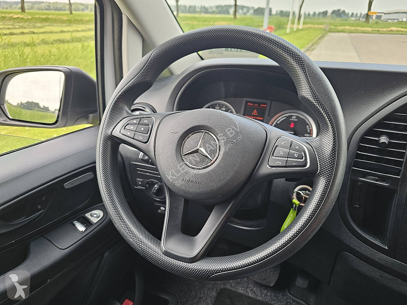 Véhicule utilitaire Mercedes 66Kwh Wltp 292 kms