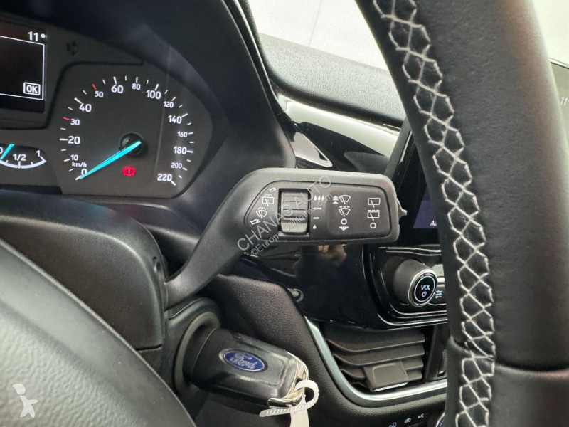 Samochód dostawczy Ford 1.0 EcoBoost 95 Titanium