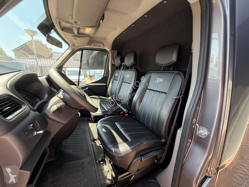 Renault STX S3 Paardenwagen Hengsten uitvoering...