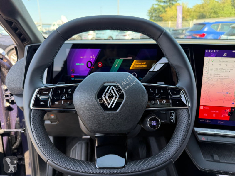 Véhicule utilitaire Renault E-tech 220 ch Techno