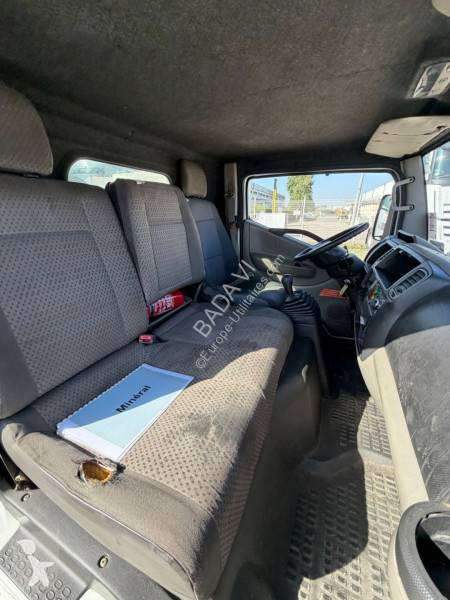Furgoneta Nissan