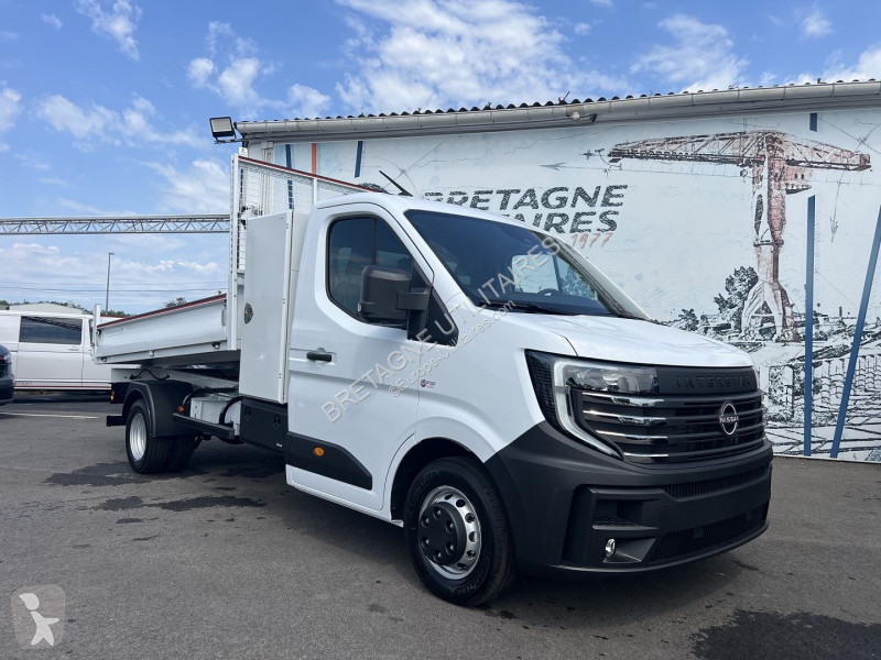 عربة نفعية Nissan INTERSTAR CCB BENNE 2 VANTAUX...