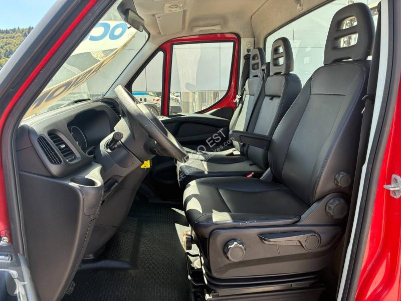 Véhicule utilitaire Iveco CCb 35C14 Benne +...
