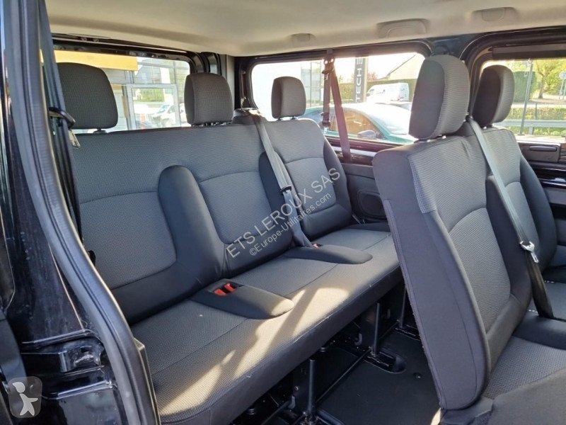 Véhicule utilitaire Renault TRAFIC