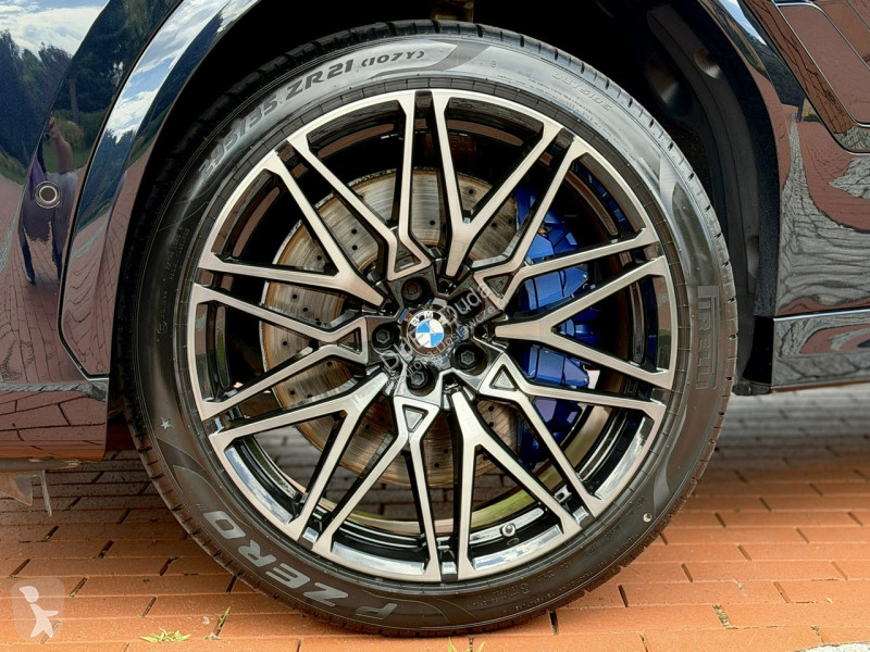 Samochód dostawczy BMW X6 M