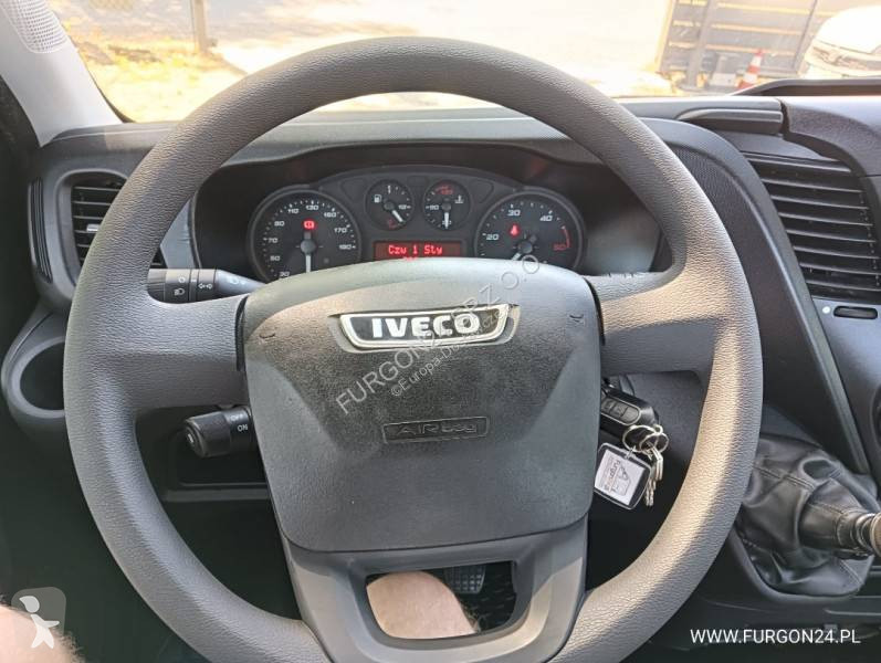 Лекотоварен автомобил Iveco