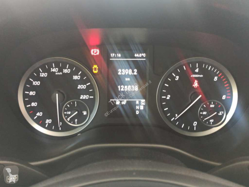 عربة نفعية Mercedes III - vito 116 cdi...