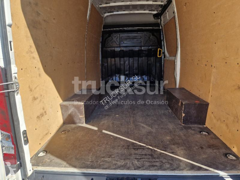 Furgoneta Iveco  DAILY 35S16 12M3