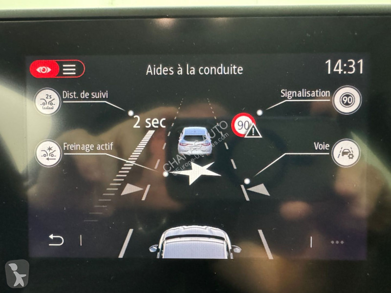عربة نفعية Renault 1.0 TCe 100 Intens
