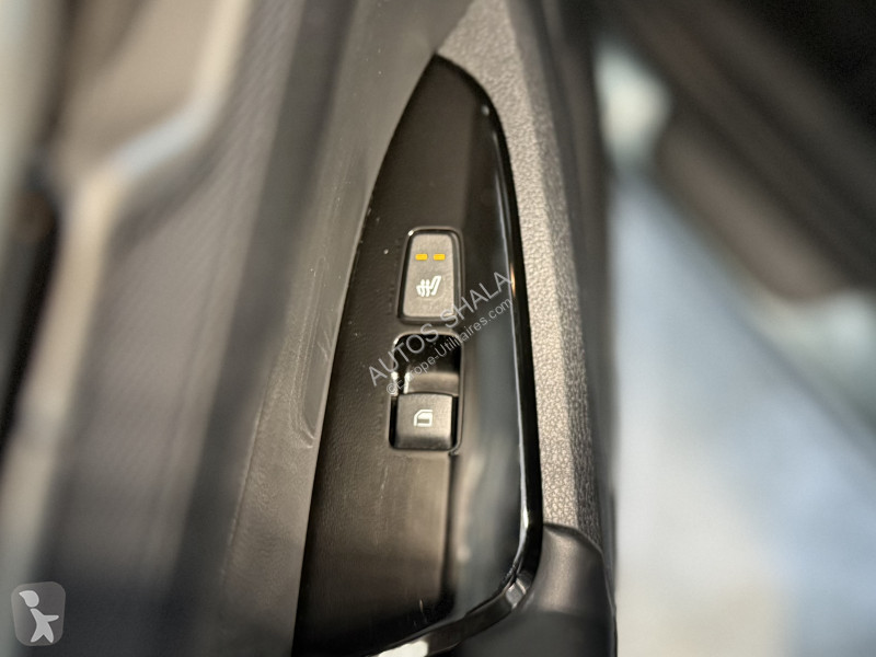Véhicule utilitaire KIA SPORTAGE / A PARTIR DE...