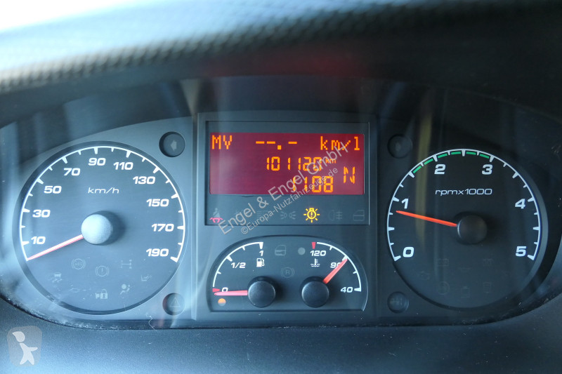 Veicolo commerciale Iveco Daily 35 S11 C30C...
