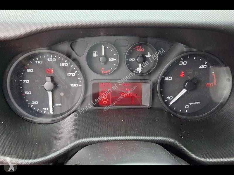 Véhicule utilitaire Iveco CCb 35C16H...