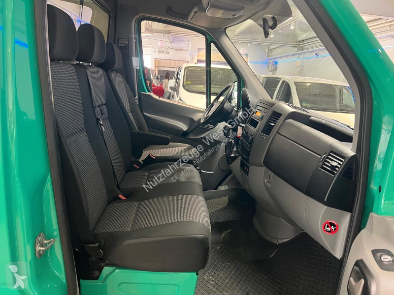 عربة نفعية Mercedes 313/316...