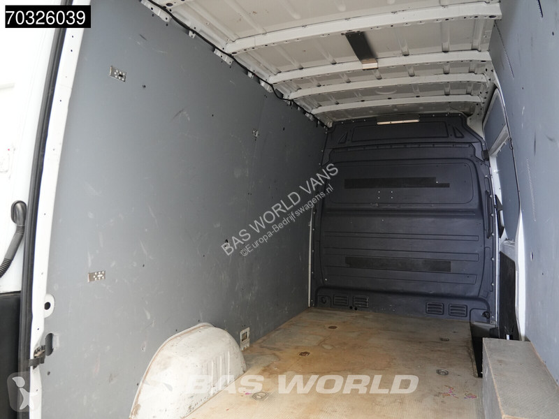Bedrijfswagen Mercedes 311 CDI L2H2 Airco...