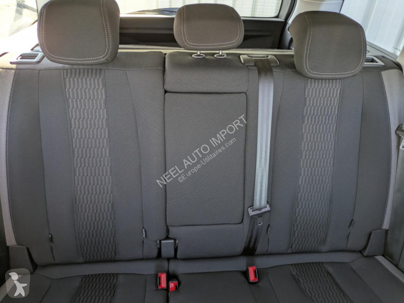 عربة نفعية Peugeot 308 SW STYLE 1.2I 110CH BVM5