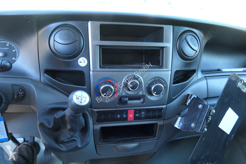 عربة نفعية Iveco Daily 35 S11 C30C AUTOMATIK...