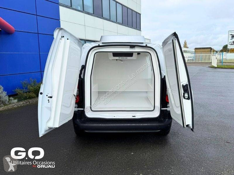 Samochód dostawczy Peugeot