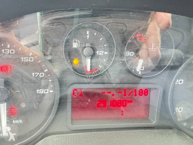 عربة نفعية Iveco